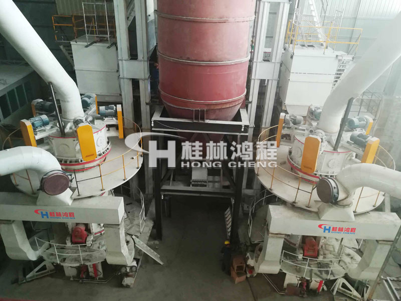 石墨塊，超細(xì)磨粉機(jī)，碳素磨粉機(jī)，立磨，磨粉機(jī)，磨粉機(jī)械，磨粉設(shè)備，桂林鴻程