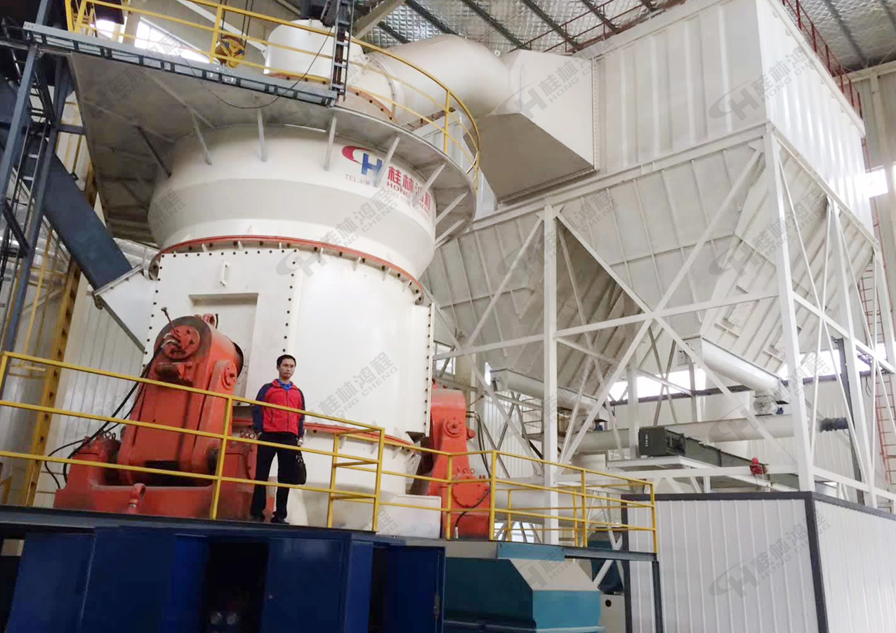 膨脹珍珠巖目數(shù)，珍珠巖磨粉機，珍珠巖生產(chǎn)線，膨脹珍珠巖，立式磨粉機，立磨，立式磨，磨粉機廠家，客戶現(xiàn)場