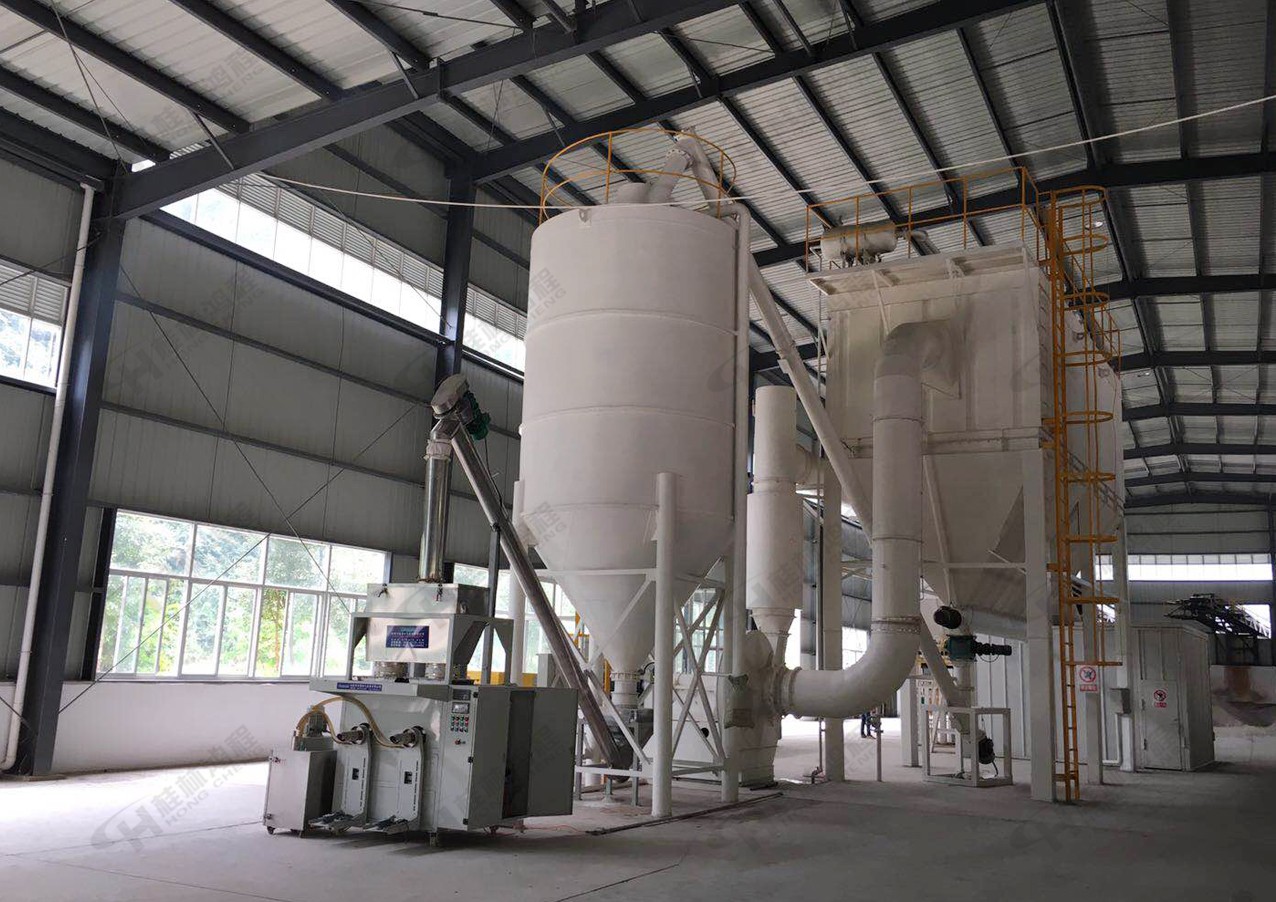 滑石粉磨粉機,滑石磨粉機,滑石粉生產(chǎn)機械,滑石粉用途,超細磨粉機,磨粉機廠家