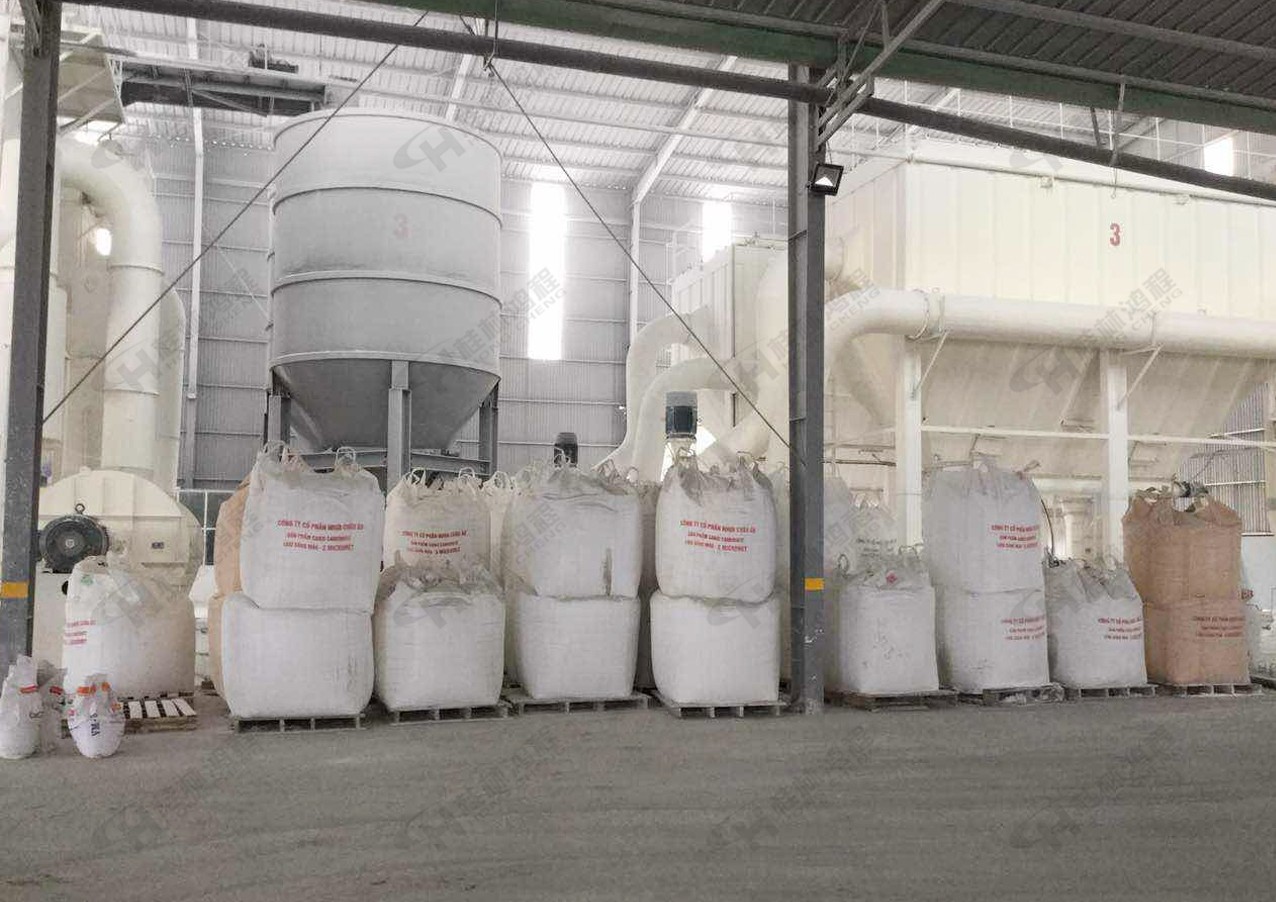 云母生產(chǎn)設(shè)備,云母磨粉機(jī),立式磨粉機(jī),磨粉機(jī)廠家,磨粉機(jī)價(jià)格,超細(xì)磨粉機(jī)