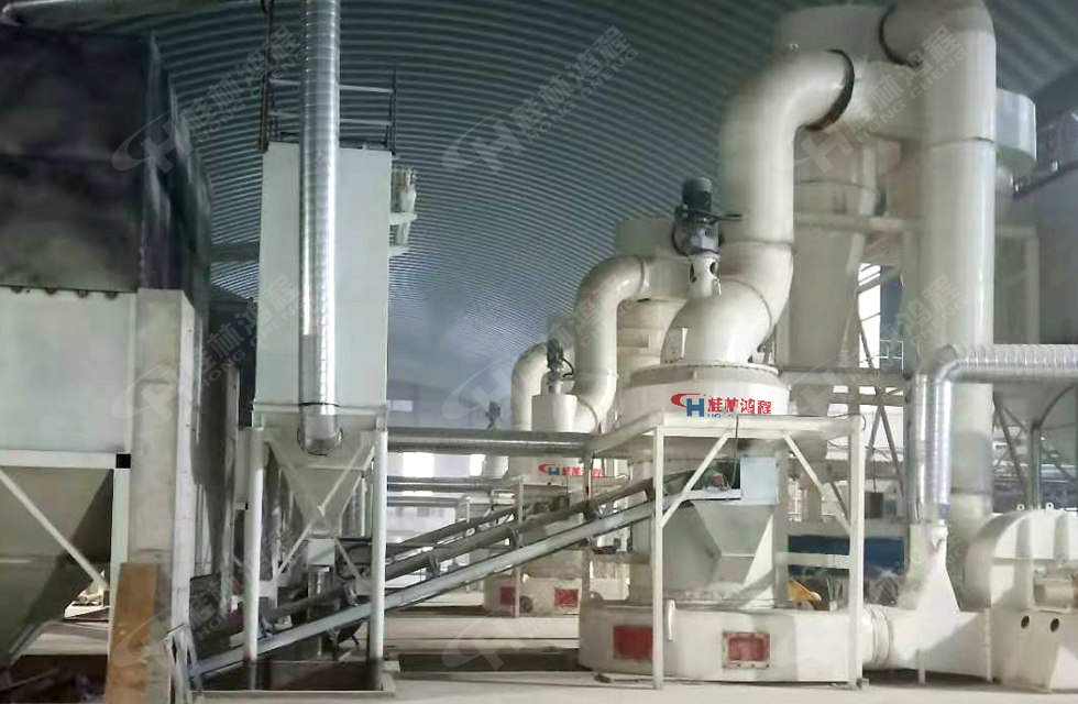 【案例】膨潤土磨粉機拳頭生產(chǎn)線重磅登場，卓越品質(zhì)，實力呈現(xiàn)！