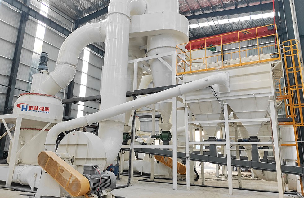 膨潤(rùn)土雷蒙磨粉